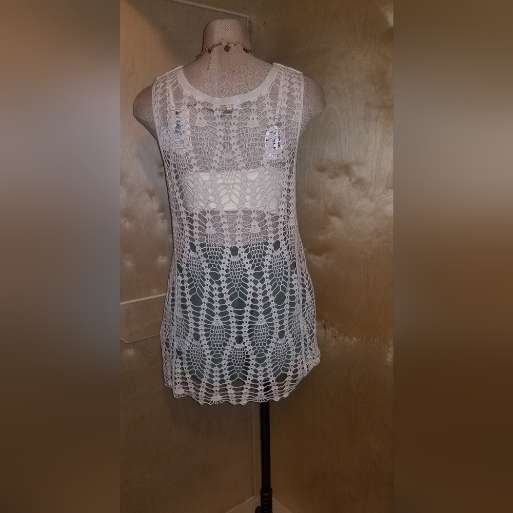 Crochet Top - Picture 3 of 8